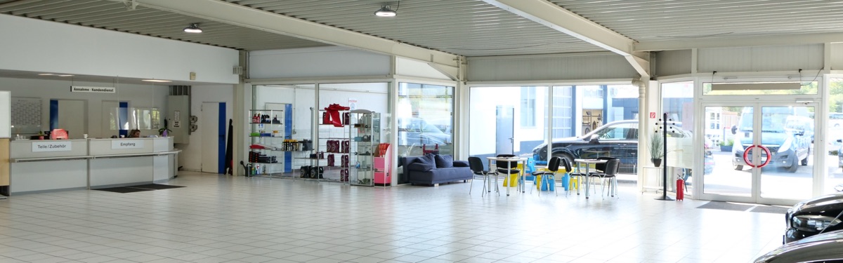 Empfang und Kundendienst-Bereich im KOC Autohaus